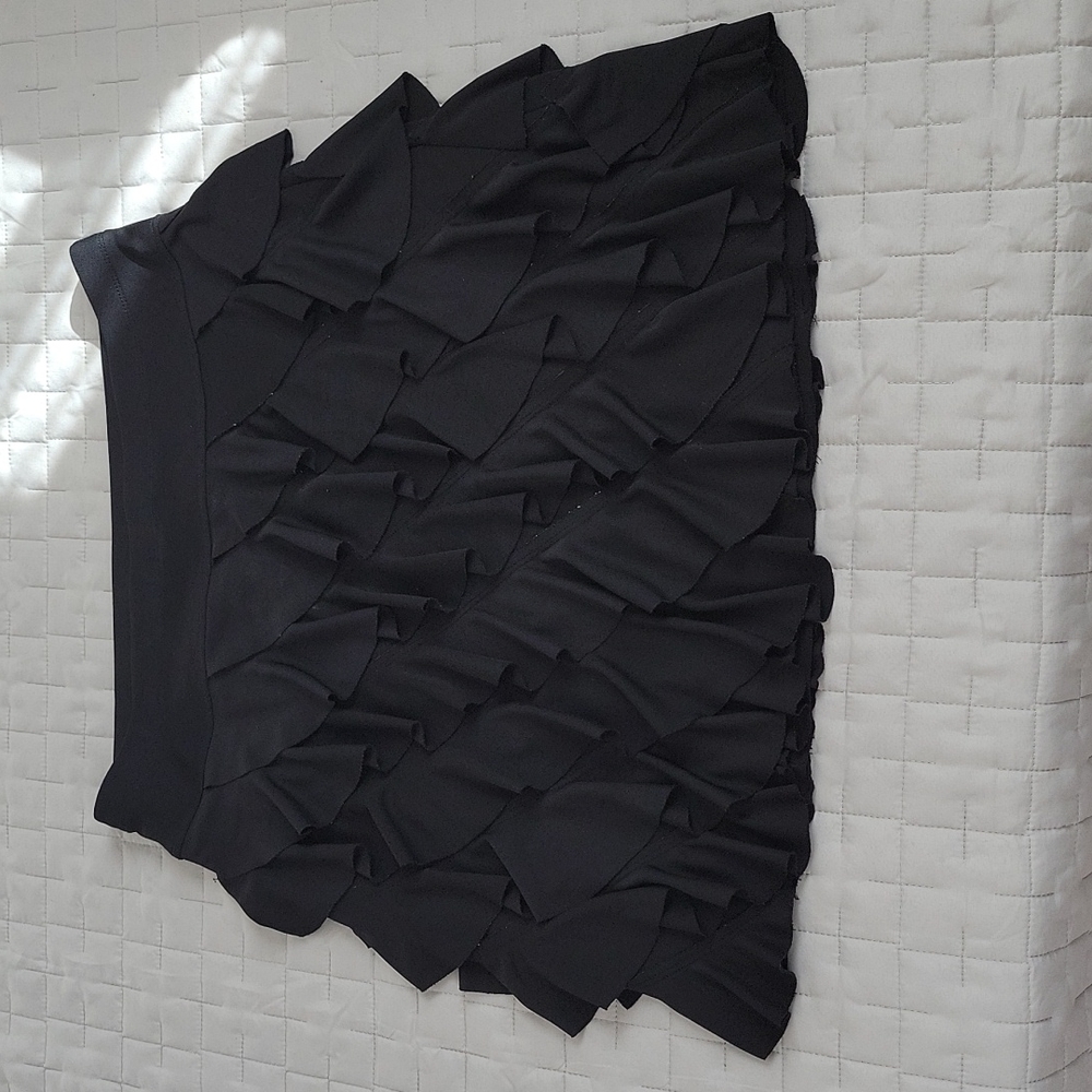 I-N-C Ruffled Black Skirt, Size Large